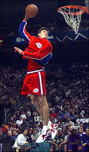 John Starks - 1992 NBA Slam Dunk Contest (Semi-Finalist) 