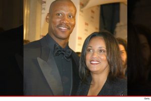 byron-scott-and-wife