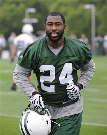 Darrelle Revis Is Back With The Jets