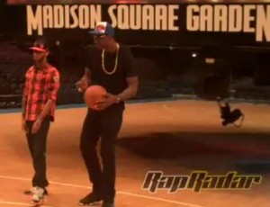 Amar’e Stoudemire, Carmelo Anthony And Rapper/Producer Swizz Beats On Set For Knicks Theme Song [Video]