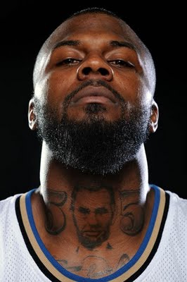 DeShawn Stevenson Pays Tribute To Lil Wayne, Young Jeezy & Rick Ross On The Walls Of His Home [Video]