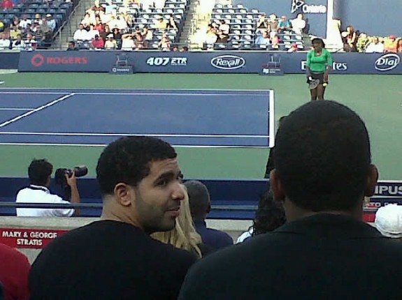 Serena Williams Advances In Roger’s Cup While Drake Cheers Her On [Photos]