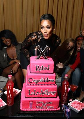 Lala Anthony Celebrates Her Theatrical Debut In “Love, Loss & What I Wore” [Photos]