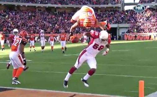 Bengals WR Jerome Simpson Flips Over A Cardinals Player For Touchdown [Video]