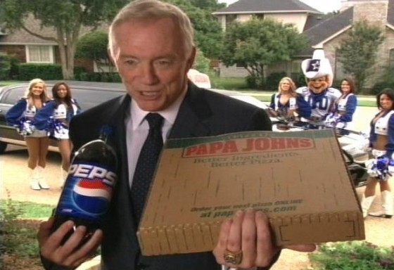 Cowboys owner Jerry Jones breaks out his rapping skills for Papa John’s Pizza [video]