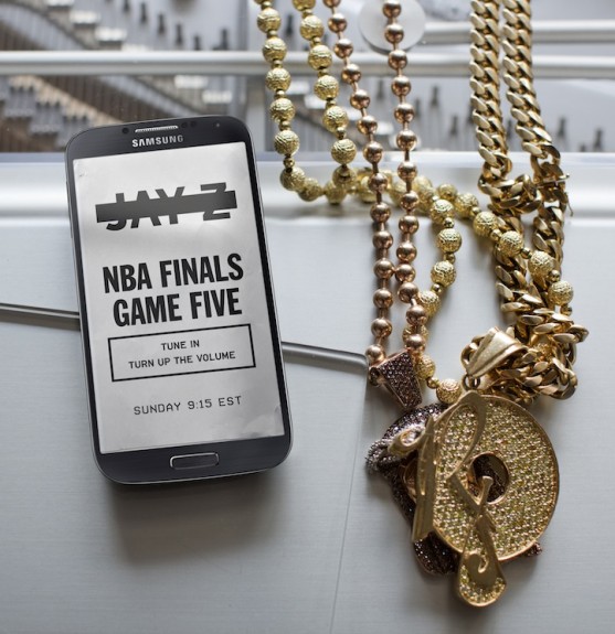 Jay-Z-Samsung-game5-Magna-Carter-Holy-Grail