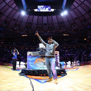 Nas performs at Knicks Scrimmage [video]