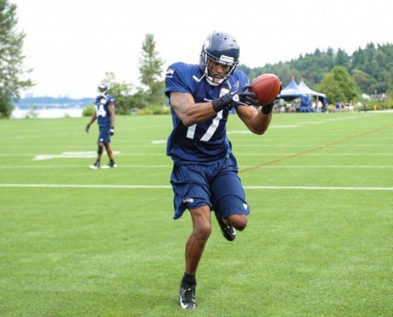 Braylon Edwards says Seahawks rookie QB Russell Wilson will be better than Jets QB Mark Sanchez