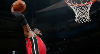 LeBron James windmill dunk in Heat vs. Hawks preseason game [video]