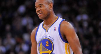 Warriors Jarrett Jack tosses Sixers’ shoe into stands [video]