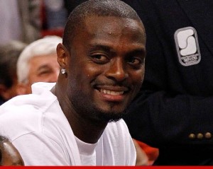 plaxico-burress-suspended-license