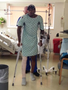 Kevin-Ware-crutches