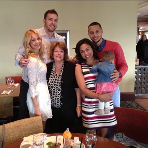 Warriors-David-Lee-Steph-Curry-GF-Sabrina-wife-Aiysha