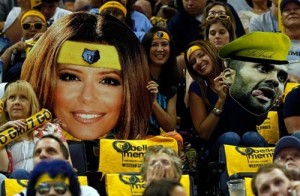 Grizzlies-fans-taunt-Tony-Parker-with-Eva-cutouts