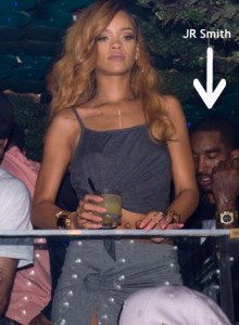 JR-Smith-parties-with-Rihanna-1