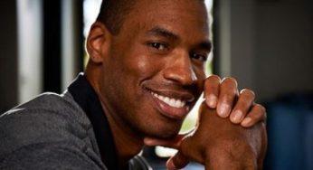 Brooklyn Nets to sign Jason Collins making him the 1st openly gay NBA player