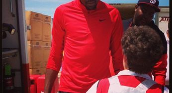 Kevin Durant, Russell Westbrook & Thunder players and executives visit tornado victims [photos]