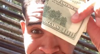JaVale McGee drops $100 to sleeping homeless man [video]
