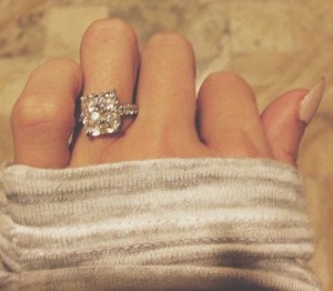 paulina-gretzky-engagement-ring