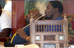 Kevin-Durant-hookah