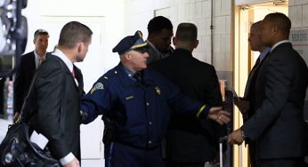 Dolphins Mike Pouncey served in Aaron Hernandez case following loss to Patriots