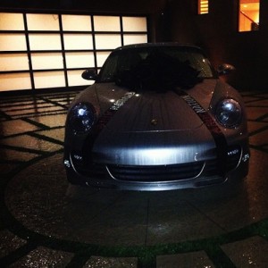 rihanna-porsche-911-pic