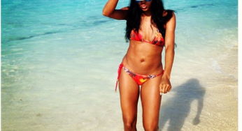 Gabrielle Union & friends on Bahamas get-a-way [photos]