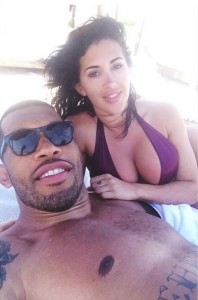 julius-peppers-girlfriend-claudia-sampedro