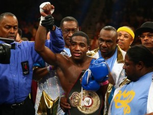 Adrien-Broner-vs-Carlos-Molina