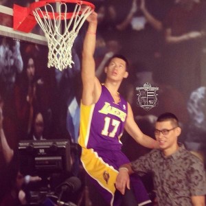 Jeremy-Lin-Wax-statue