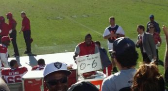 Darnell Dockett trolls Raiders fans [Photo]