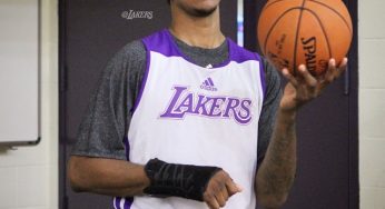 Kobe says the lesson for Nick Young after thumb injury “don’t reach”