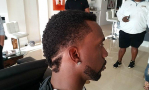 Andrew-mccutchen-cuts-Locks