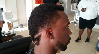 Pirates Andrew McCutchen Cuts Dreadlocks For Charity [Video]