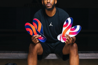 Chris Paul posing with Move Insoles